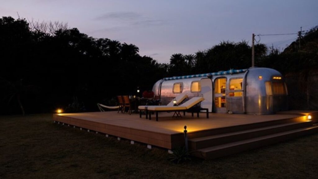 ＨＯＬＬＹ　ＣＡＭＰ　ＡＩＲＳＴＲＥＡＭ　ＶＩＬＬＡ　ＡＭＡＭＩ＜奄美大島＞