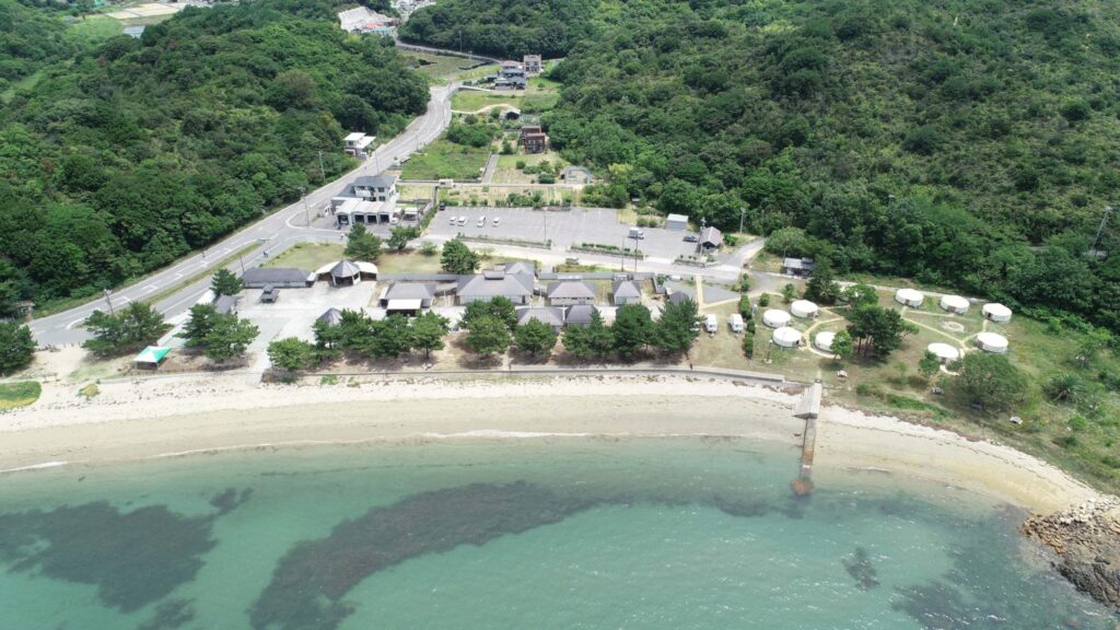 直島ふるさと海の家　つつじ荘　＜直島＞