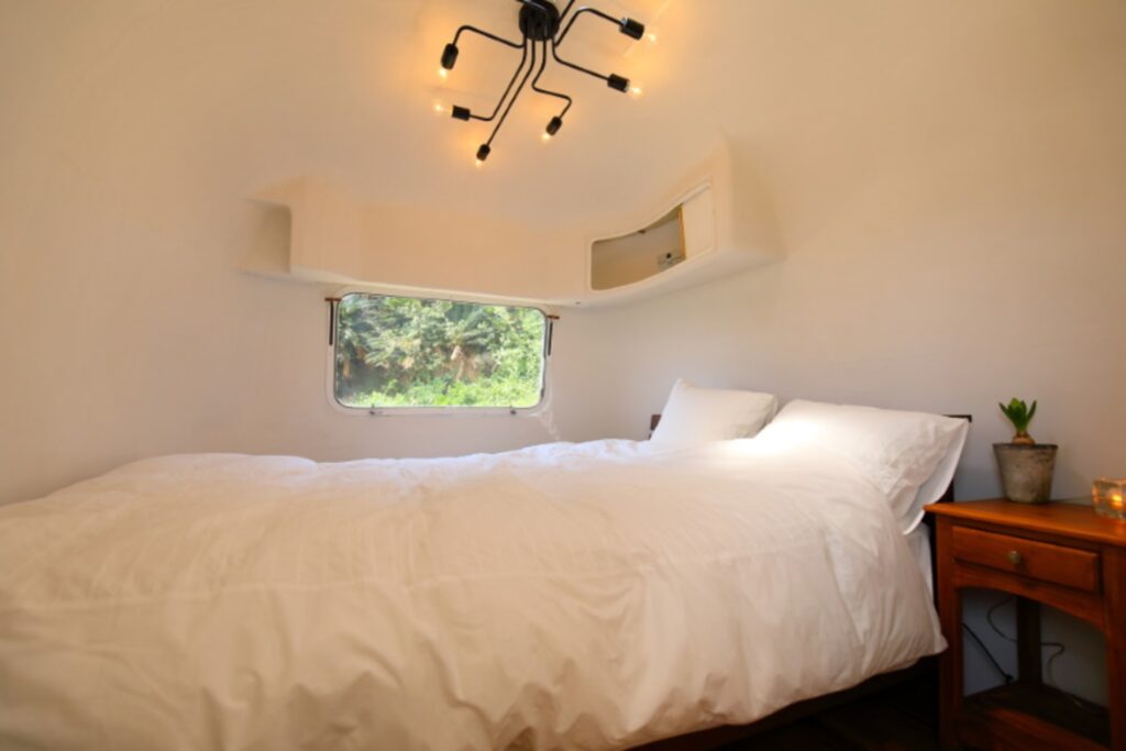 ＨＯＬＬＹ　ＣＡＭＰ　ＡＩＲＳＴＲＥＡＭ　ＶＩＬＬＡ　ＡＭＡＭＩ＜奄美大島＞