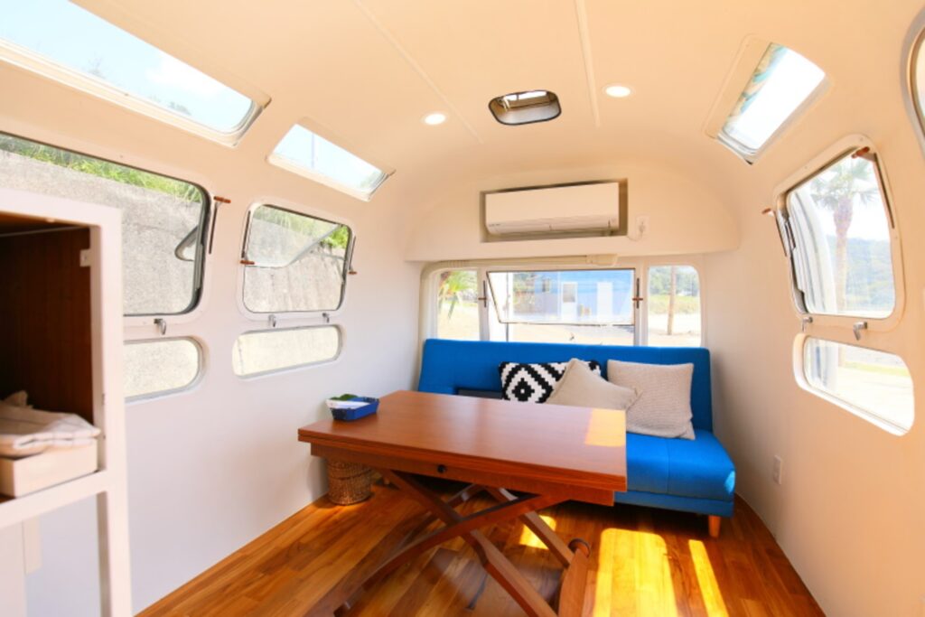 ＨＯＬＬＹ　ＣＡＭＰ　ＡＩＲＳＴＲＥＡＭ　ＶＩＬＬＡ　ＡＭＡＭＩ＜奄美大島＞