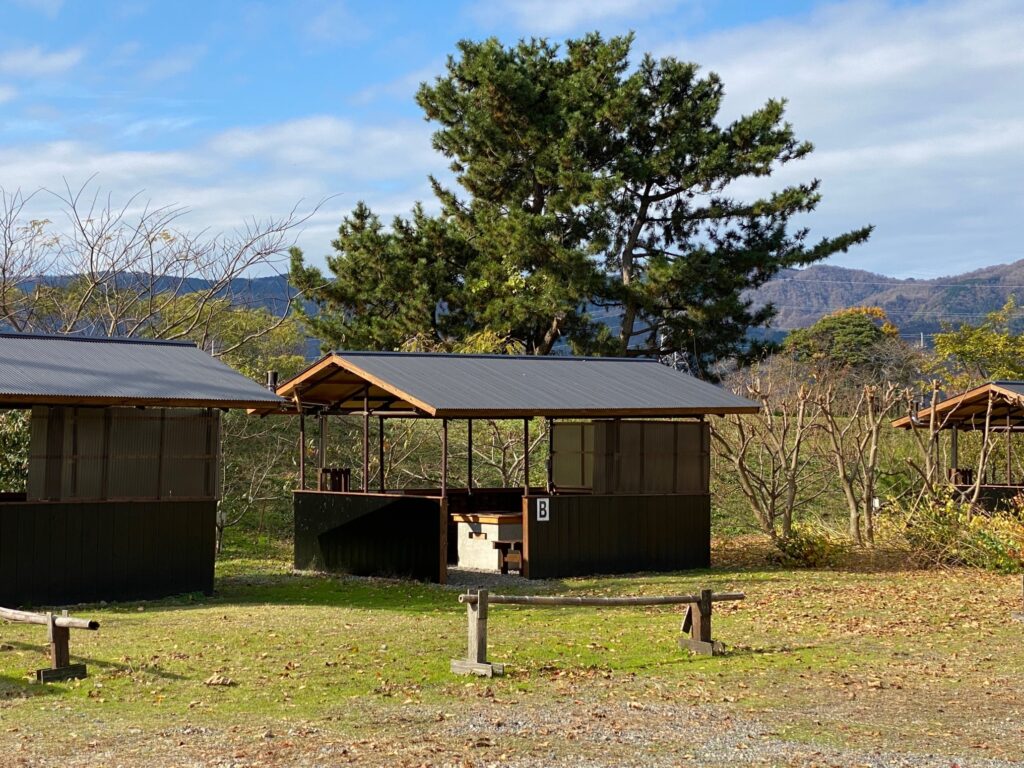 ＷＡＳＵＫＩ　ＢＡＳＥ　びわ湖　ＶＩＬＬＡ　ＳＴＹＬＥ（旧：コテージはなれ山水）