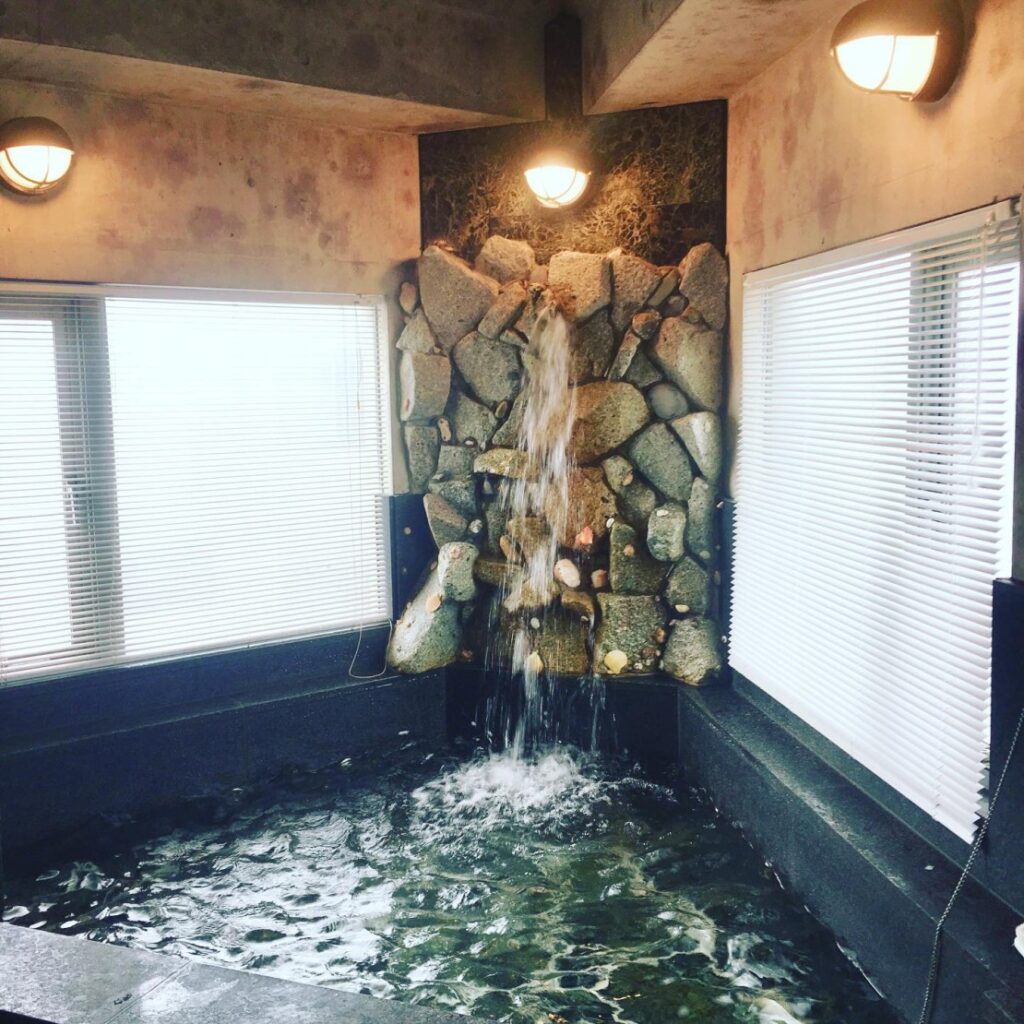 【和歌山県】八角屋根の家太地