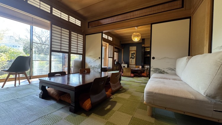 一棟貸し宿　庭園の家