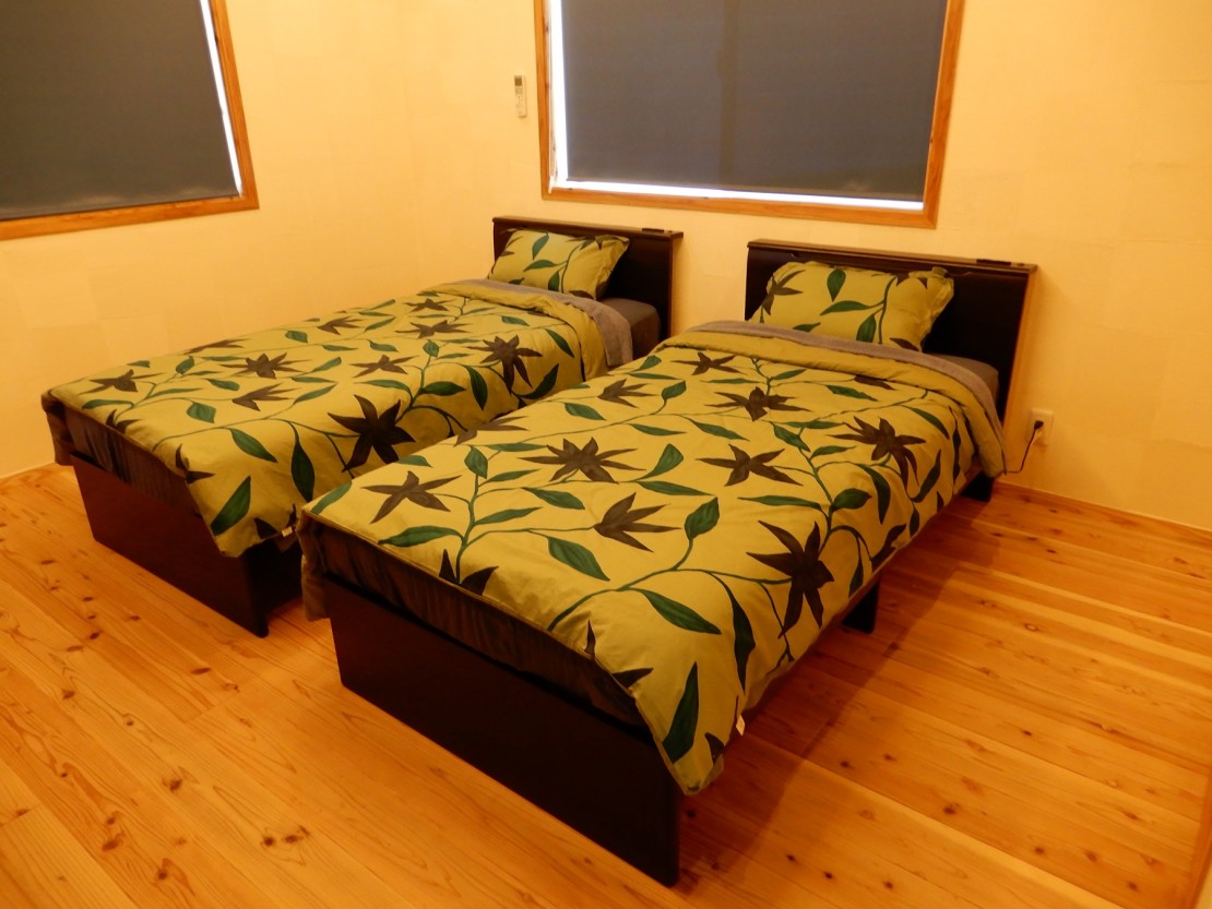 沖縄県 西海岸・東海岸のコテージ｜マムヴィッラIn平安座の写真：寝室ベッド