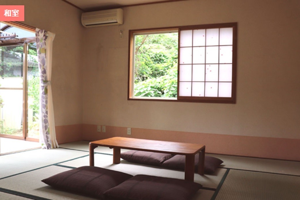 静岡県 伊豆高原のコテージ｜BBQ場（屋根付）とダーツ　貸別荘ONEの写真：客室　タタミルーム