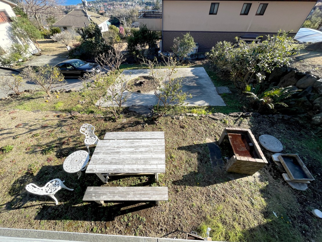 静岡県 伊豆高原の貸別荘・コテージ｜アウトドアBBQ/ペットもOK（4-10名用*城ヶ崎海岸駅車 で 4 分/ホワイトインテラスの写真：詳細6