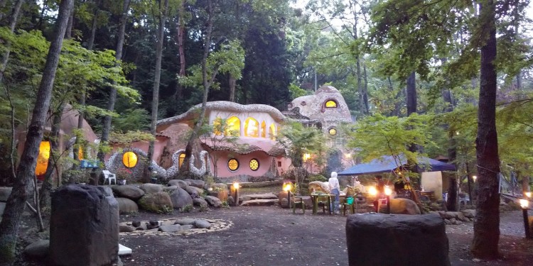 静岡県 中伊豆のグランピング｜癒しの森スターヒルズ　夢の家の写真：夢の家外観