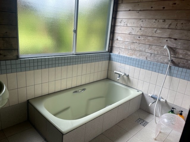 癒しの森スターヒルズ　アンの家｜静岡県・中伊豆｜室内風呂もあります。