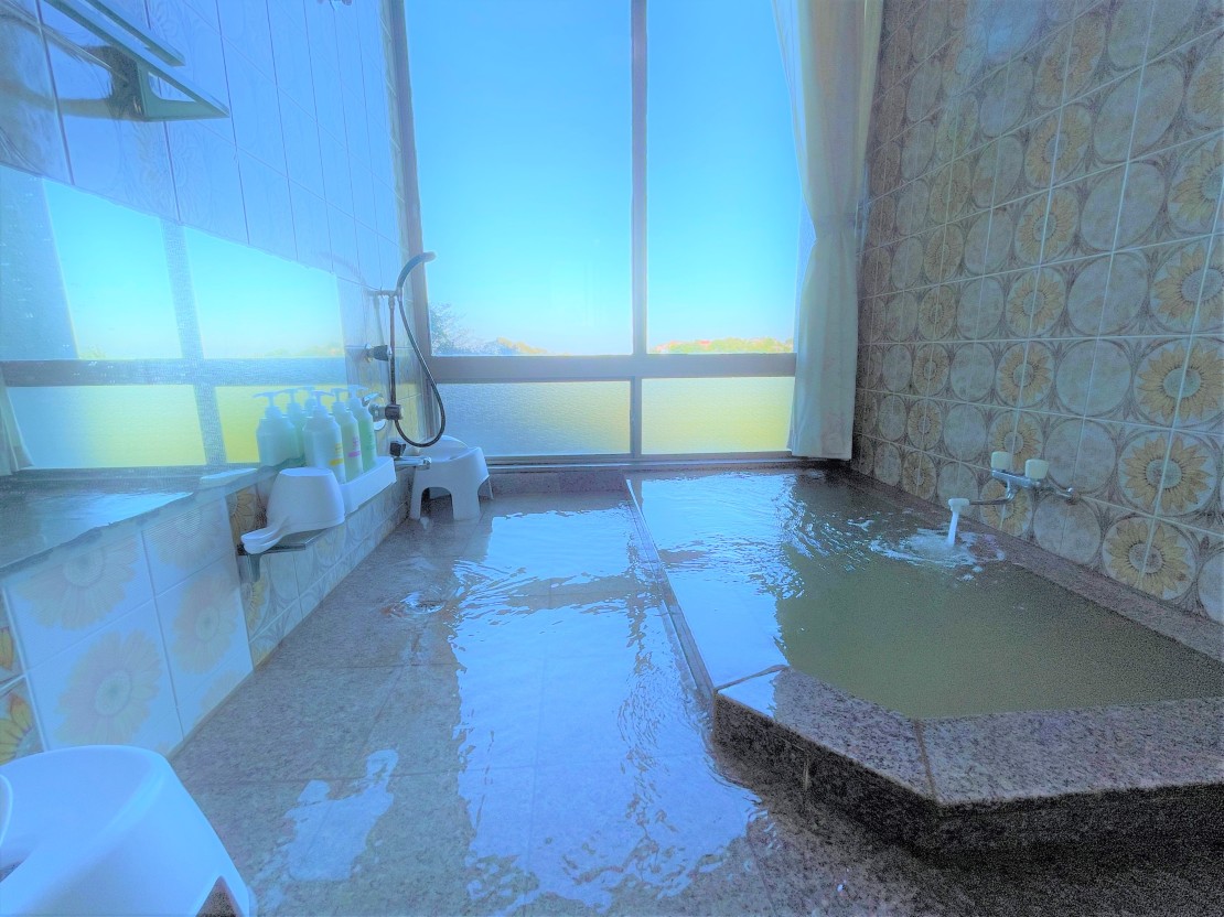 静岡県 熱海のコテージ｜オーシャンビューBBQデッキとSAP（温泉）　ヴィラ・エーゲの写真：バスルーム（温泉）