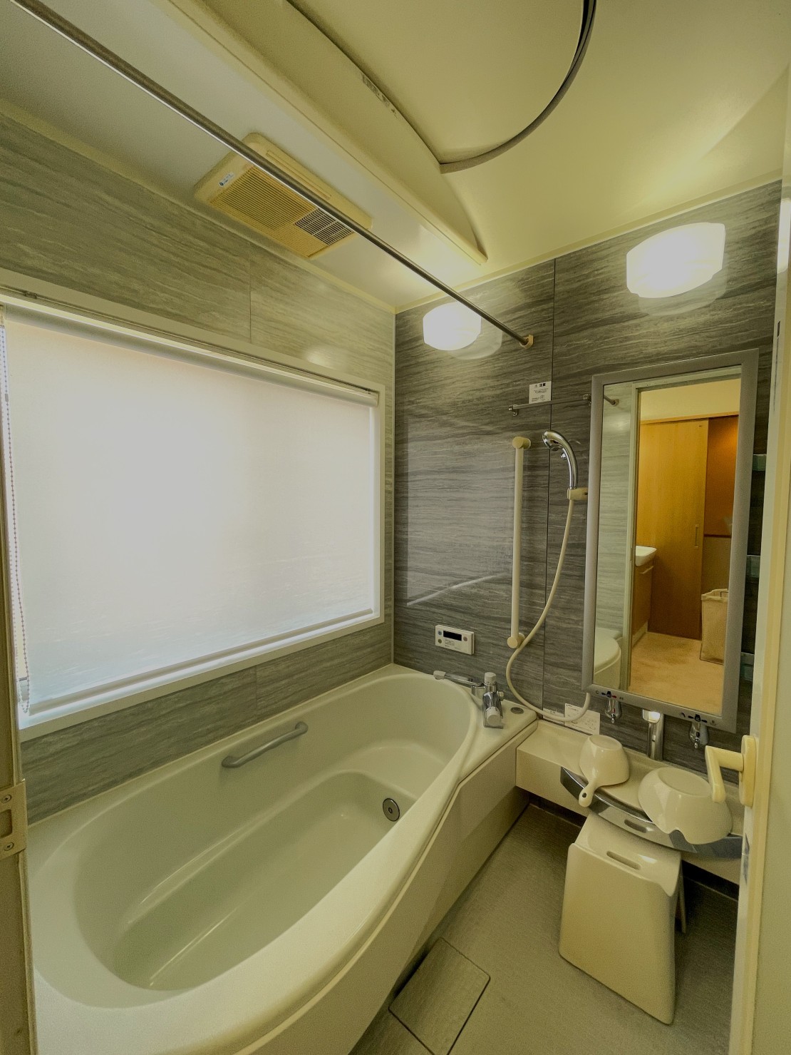 静岡県 熱海のコテージ｜ガーデンテラスにバレルサウナ＋Wジャグジー　チヨックス西熱海の写真：浴室