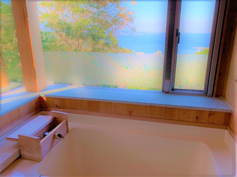 静岡県 熱海の貸別荘・コテージ｜熱海の海を一望するコテージ　熱海なぎさテラスの写真：温泉24時間ご利用いただけます。
【硫酸塩泉】