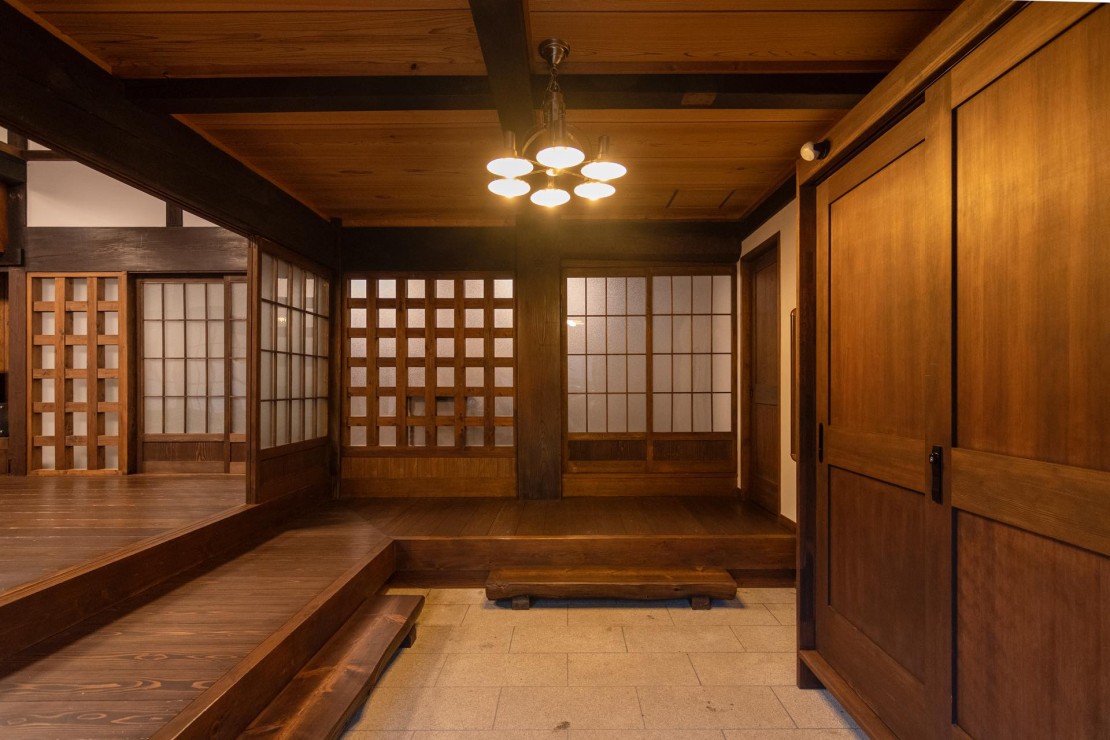 千葉県 九十九里・銚子のコテージ｜久右衛門　母屋棟の写真：玄関