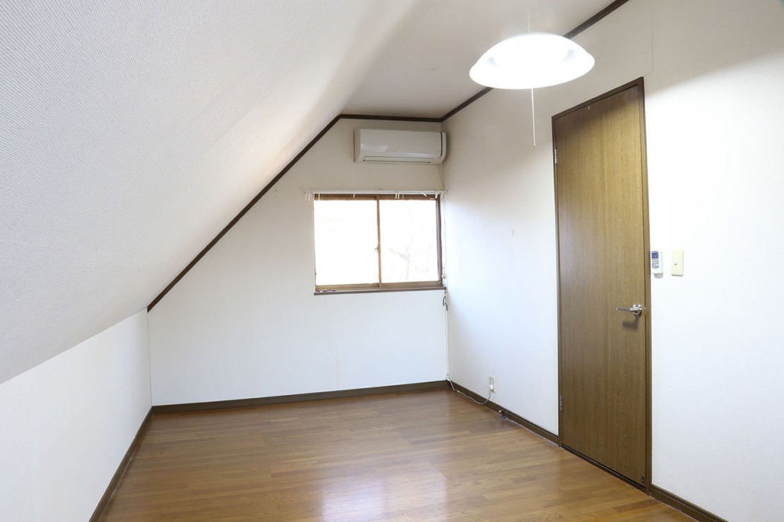 栃木県 那須・板室のコテージ｜那須コテージ四季B棟の写真：2階寝室、マットレスとお布団です。
全棟、共通です。