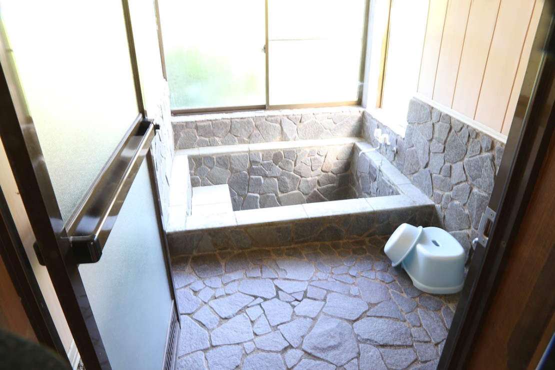 栃木県 那須・板室の貸別荘・コテージ｜那須コテージ四季B棟の写真：お風呂、全棟共通です。