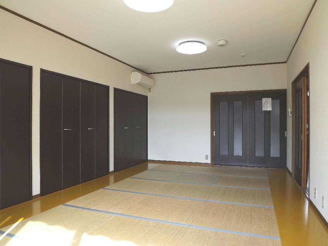 静岡県 浜松・浜名湖のコテージ｜貸別荘 リザーブの写真：１階の客室