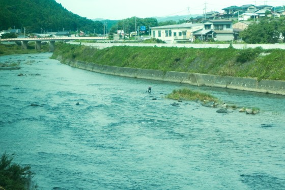 茨城県 北茨城・奥久慈・日立の貸別荘・コテージ｜大谷石の蔵サウナと古民家宿 DAIGO SAUNAの写真：川が近いコテージ