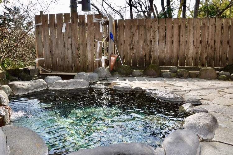 静岡県 伊豆高原のコテージ｜サウンドシャトー伊豆の写真：露天風呂