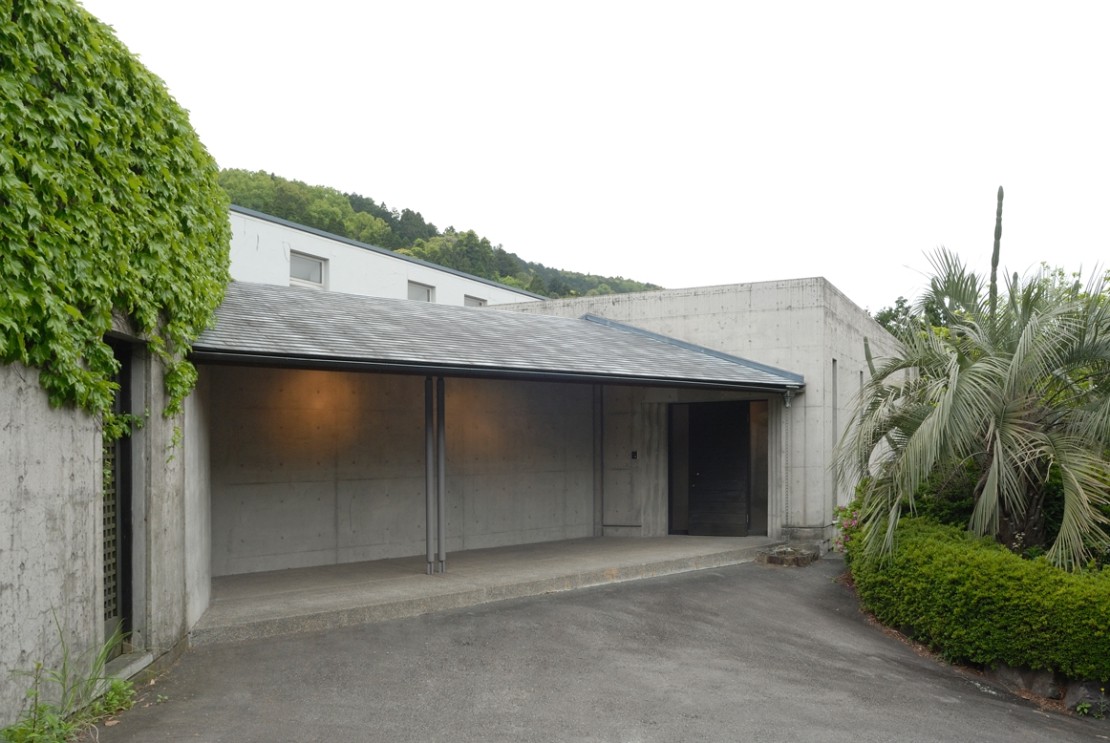 静岡県 伊豆高原のコテージ｜伊豆クリスタル迎賓館の写真：外観