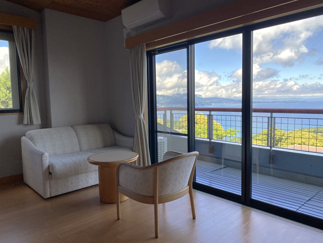 熱海 蔵雲｜静岡県・熱海｜客室眺望　熱海の花火ご覧いただけます。