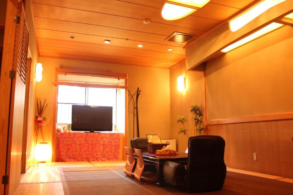 和歌山県 白浜・龍神のコテージ｜沖縄民宿かりゆしの写真：こだわりと温もりのある空間が特徴の客室。