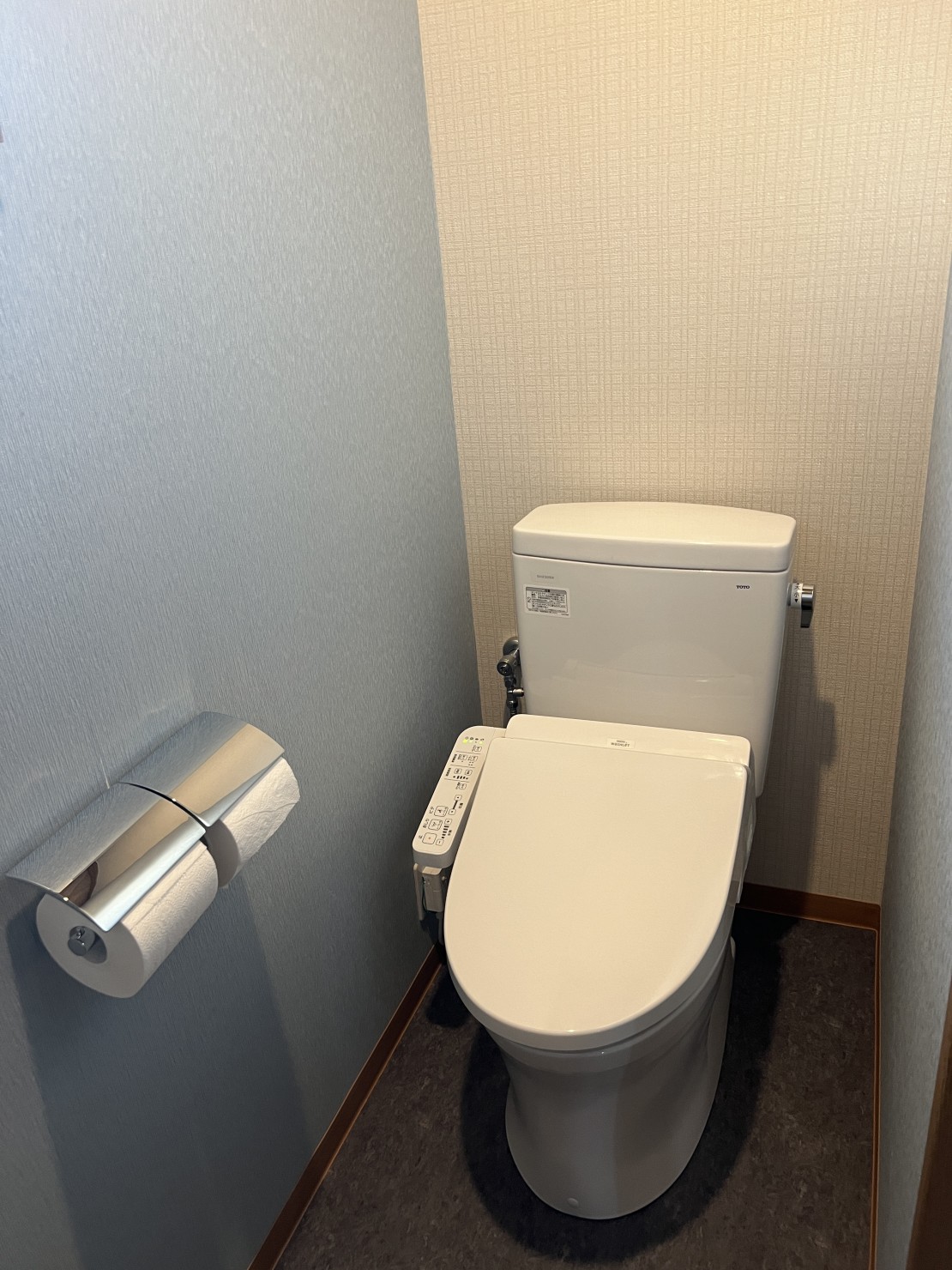 千葉県 勝浦・鴨川のコテージ｜BOTH ISUMIの写真：A棟 トイレ