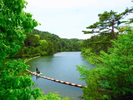 京都府 湯の花・丹波・美山の貸別荘・コテージ｜コテージ遊泊・るり渓：湖