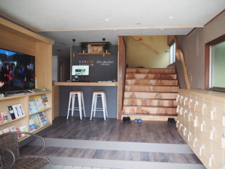 kinsenkan(キンセンカン)|千葉県・木更津・君津・富津|エントランス
1階はカフェ、観光案内所併設