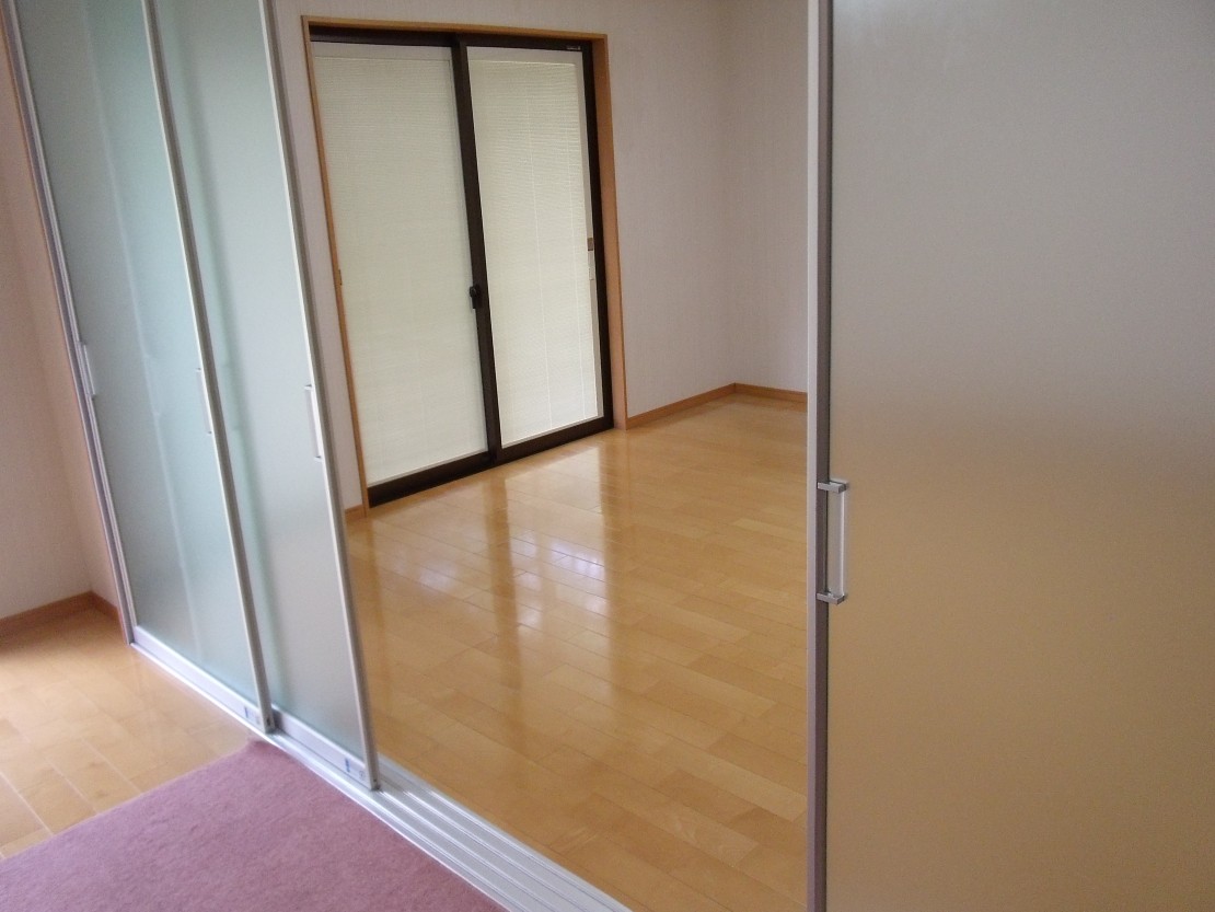 ポパイテンキャンプ場 アイボリーハウス(1棟貸切)|兵庫県・姫路・赤穂・播磨|パーティションで区切るとこのようになります。