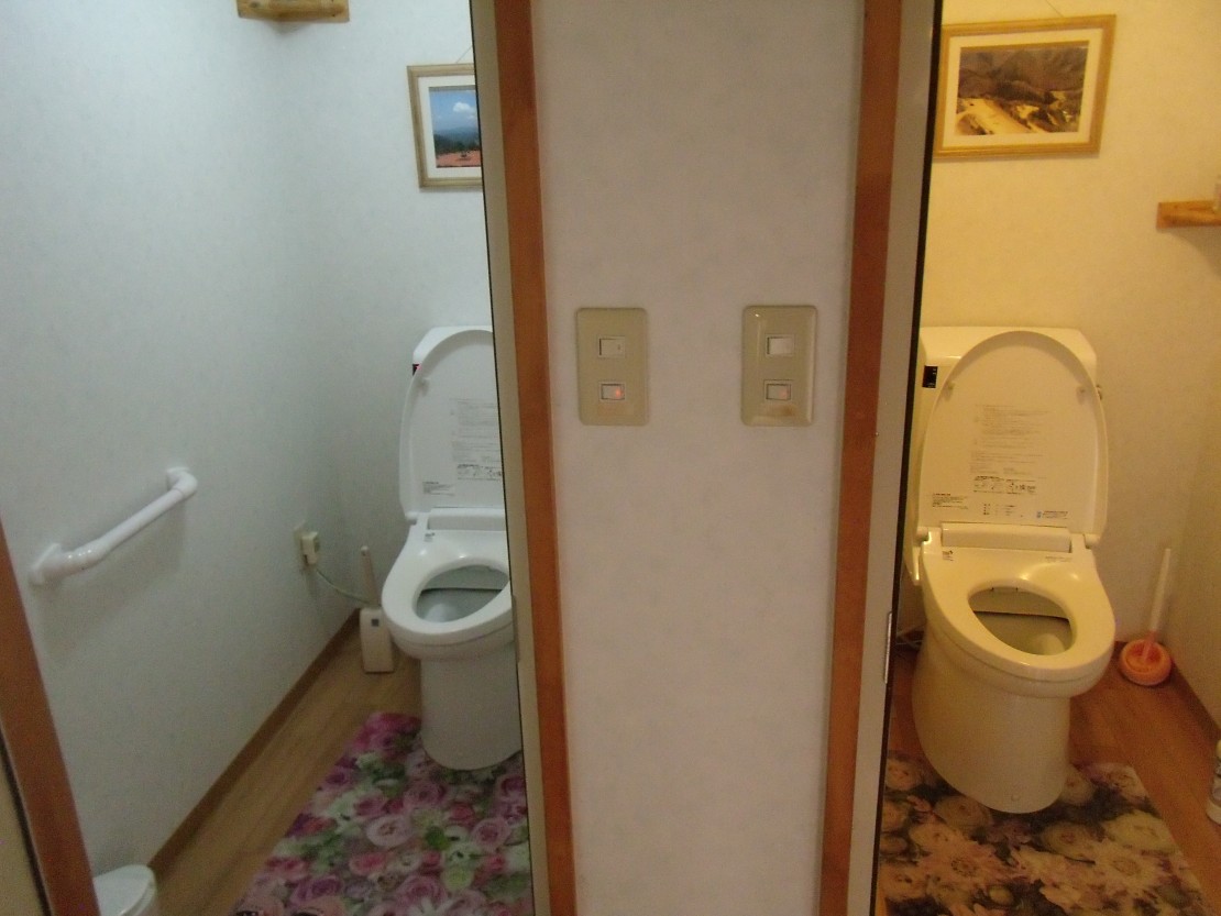 ポパイテンキャンプ場 ゴールドハウス(1棟貸切)|兵庫県・姫路・赤穂・播磨|トイレ。男女別にあります。