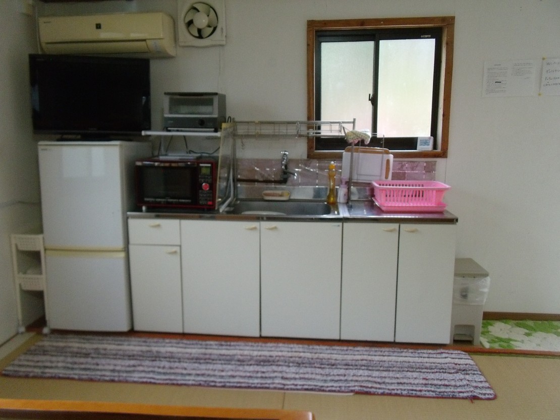 ポパイテンキャンプ場　バンガロハウス(1棟貸切)｜兵庫県・姫路・赤穂・播磨｜室内2