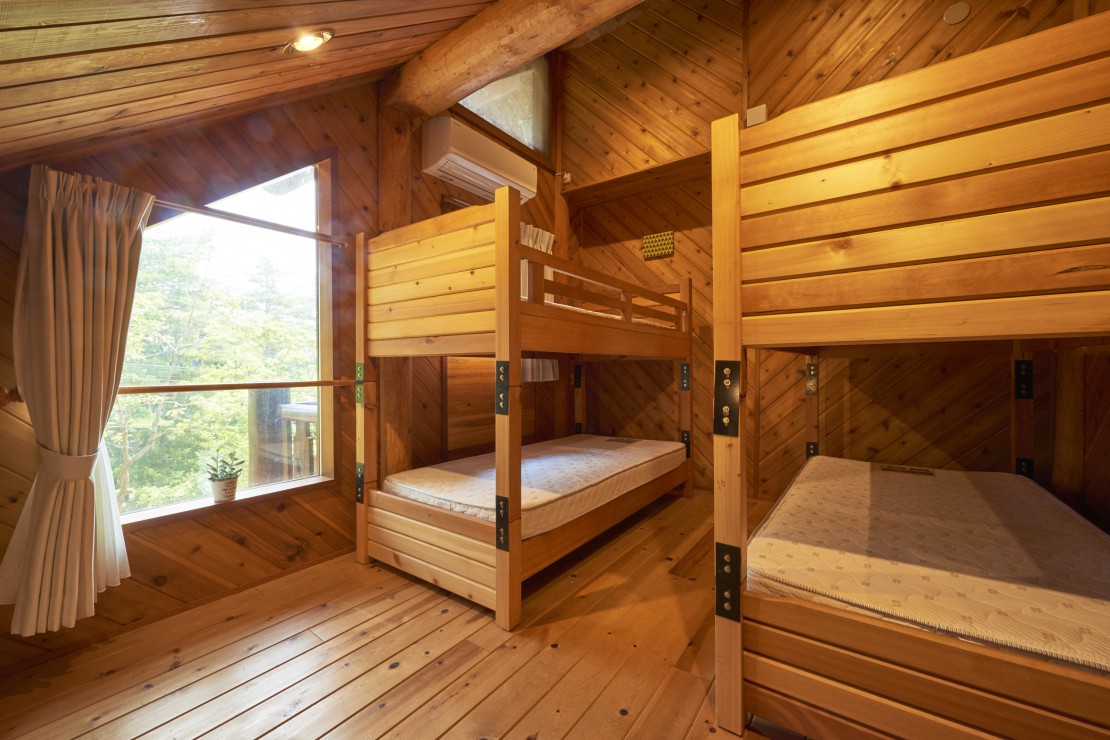 家族コテージノトイエ ５号棟ログハウス｜石川県・輪島・能登｜２段ベッドもあります。