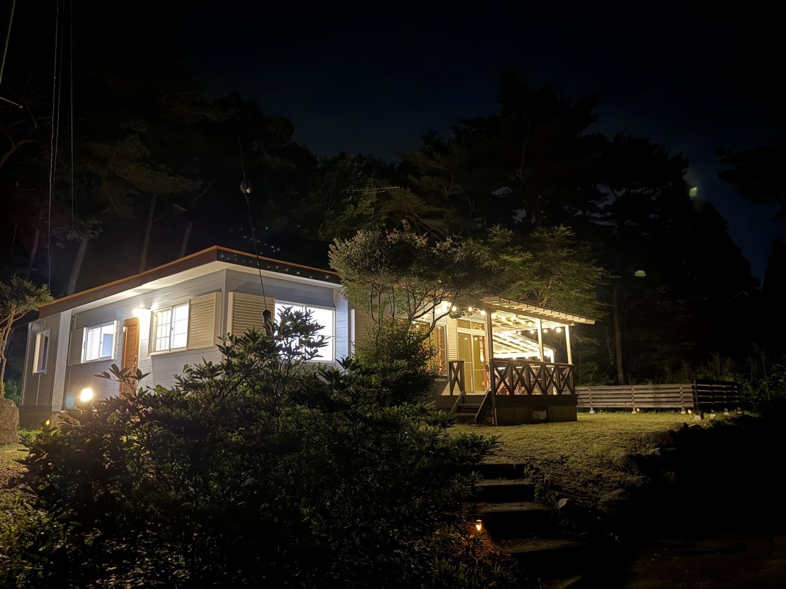 コテージ33|栃木県・那須・板室|外観(夜)