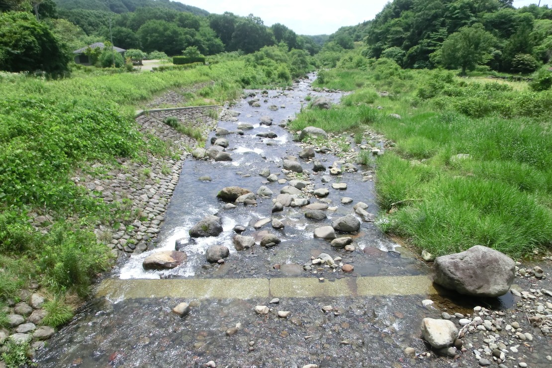 那須の貸別荘 コテージ7(ナナ) V棟|栃木県・那須・板室|コテージ近くを流れる余笹川。川遊びも楽しめます!