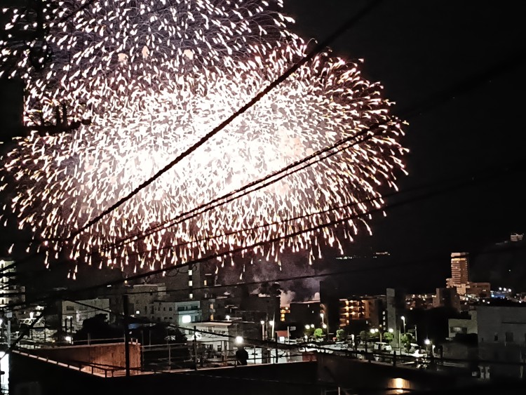静岡県 熱海のコテージ｜桜鴛館 ヴェドゥータⅠの写真：大迫力！熱海の花火を独占！