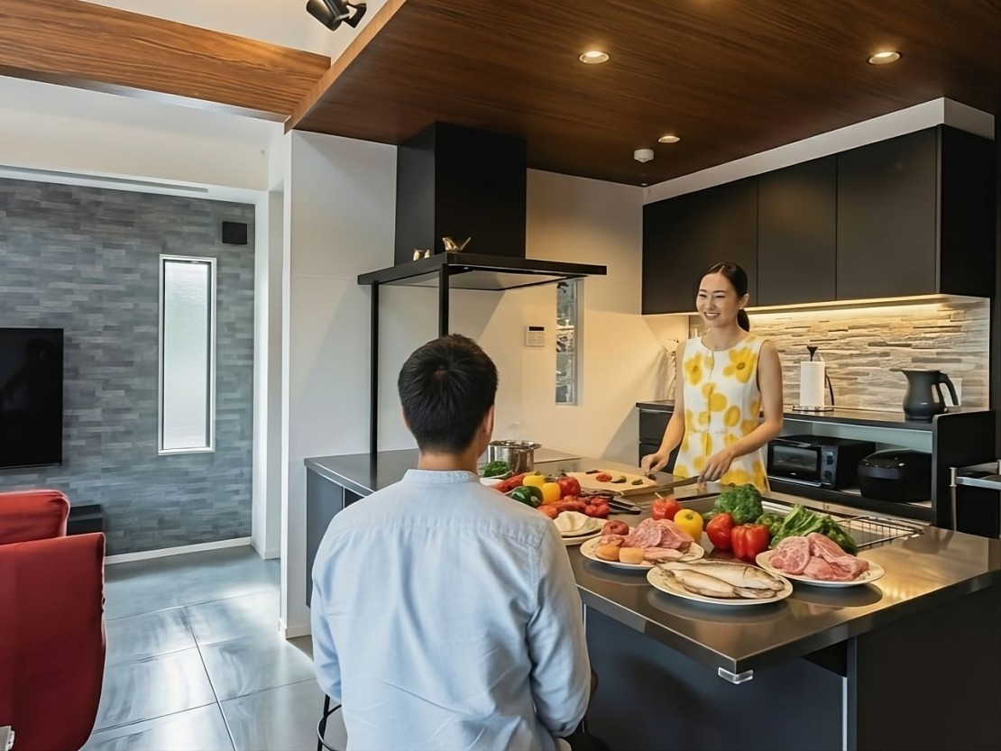 Private Villa AZUL｜千葉県・館山・南房総｜使いやすいオープンなフルキッチンでみんなで料理を楽しむのもいいですね。調理家電や調理器具、深型の食洗機も完備。