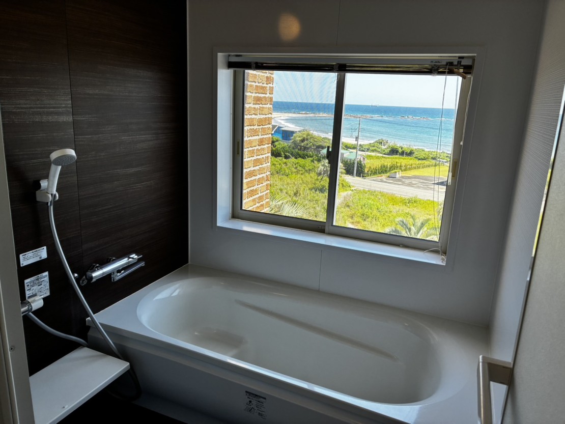 villa STAYSEA 海辺の宿｜千葉県・館山・南房総｜１階、２階のお風呂もオーシャンビューです