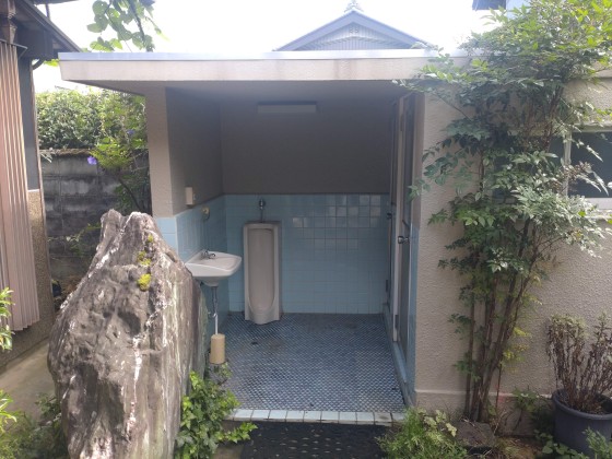 岐阜県 岐阜・大垣・養老の貸別荘・コテージ｜岐阜羽島の隠れ家 古民家cocone：バス・トイレ