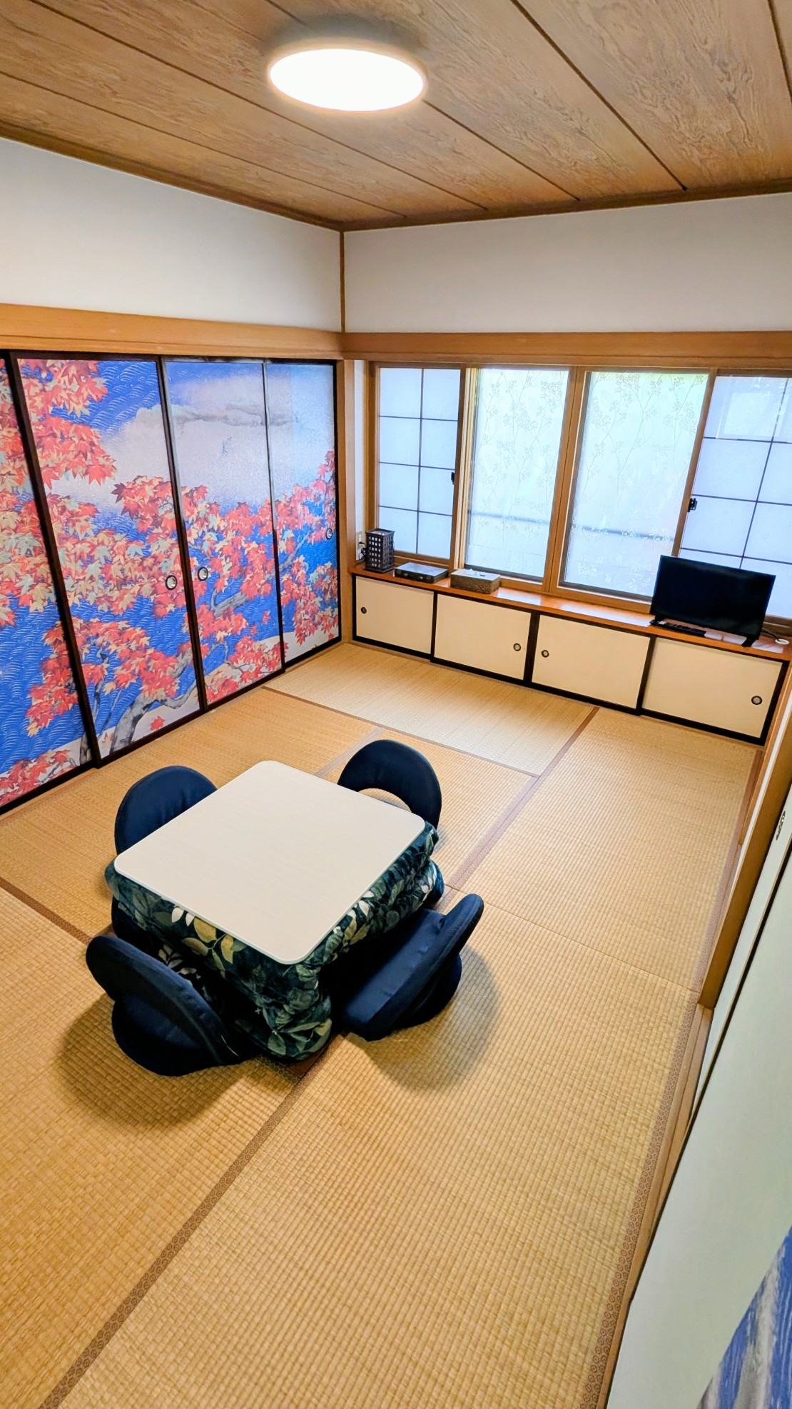 草津温泉源泉かけ流し別荘　MIKI's HOUSE ミキズハウス｜群馬県・草津・尻焼・花敷｜堀ごたつ付きの和室
