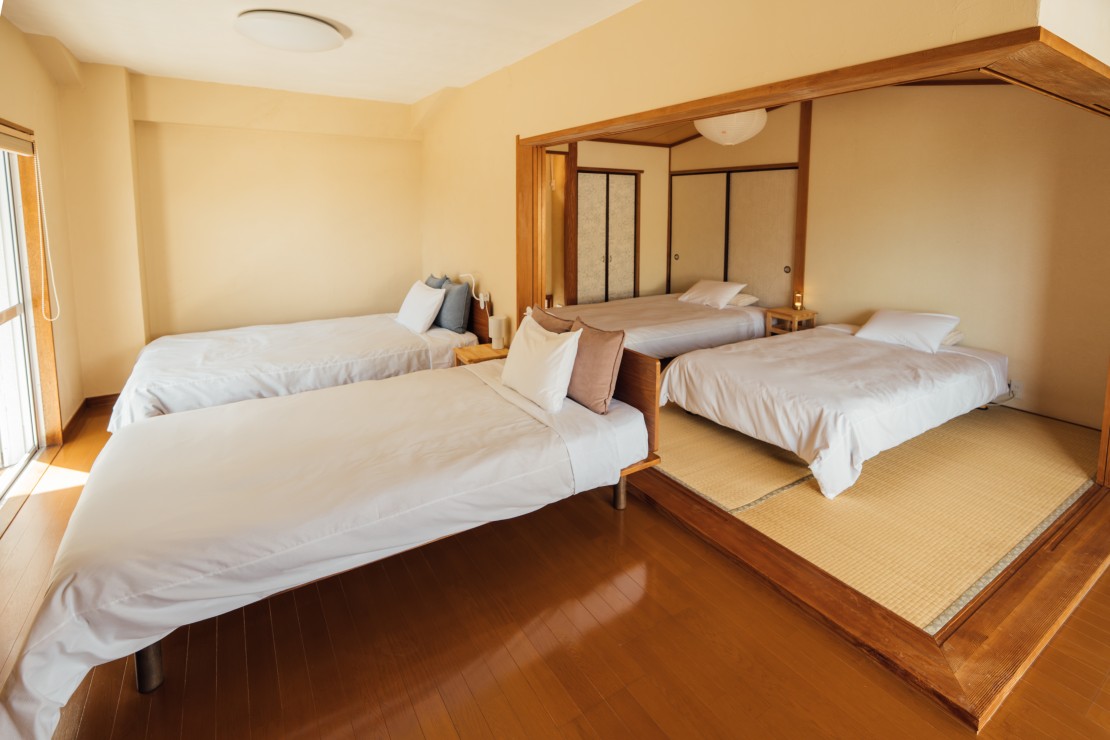 COZY HOUSE Izukogen　 (コージーハウス伊豆高原）｜静岡県・伊豆高原｜風通しの良い寝室